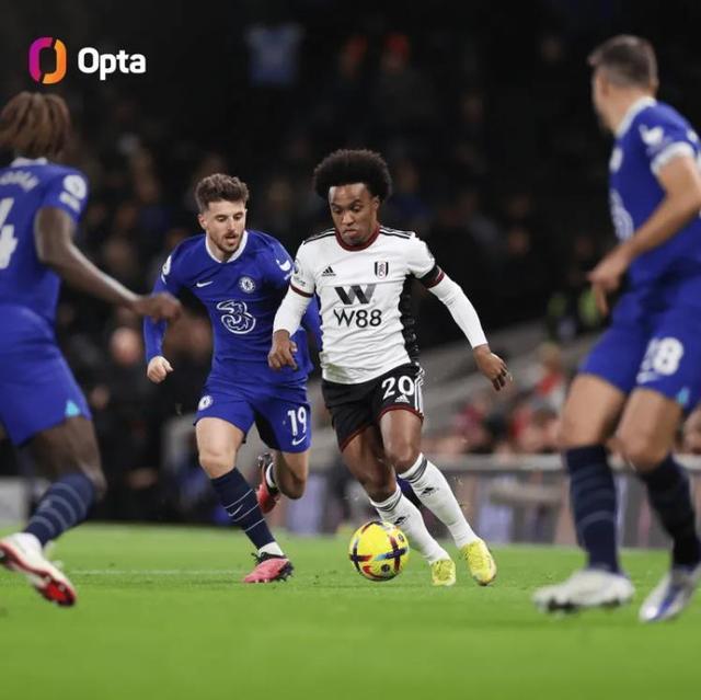 “童话小马一家”穿上彩色服饰 全面完工等你来打卡哈尔滨（李磊）