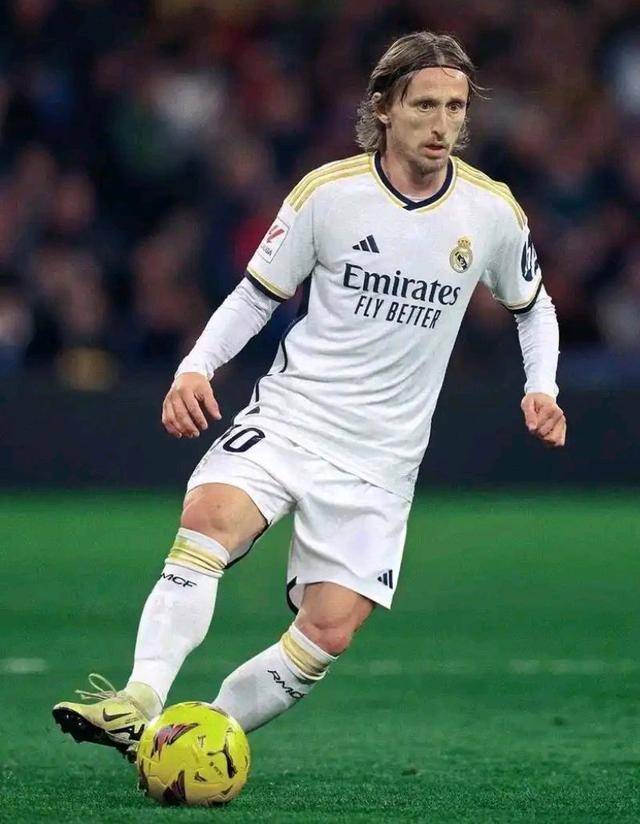 若有所指？道格拉斯-路易斯在社交媒体发文：愿上帝宽恕坏人